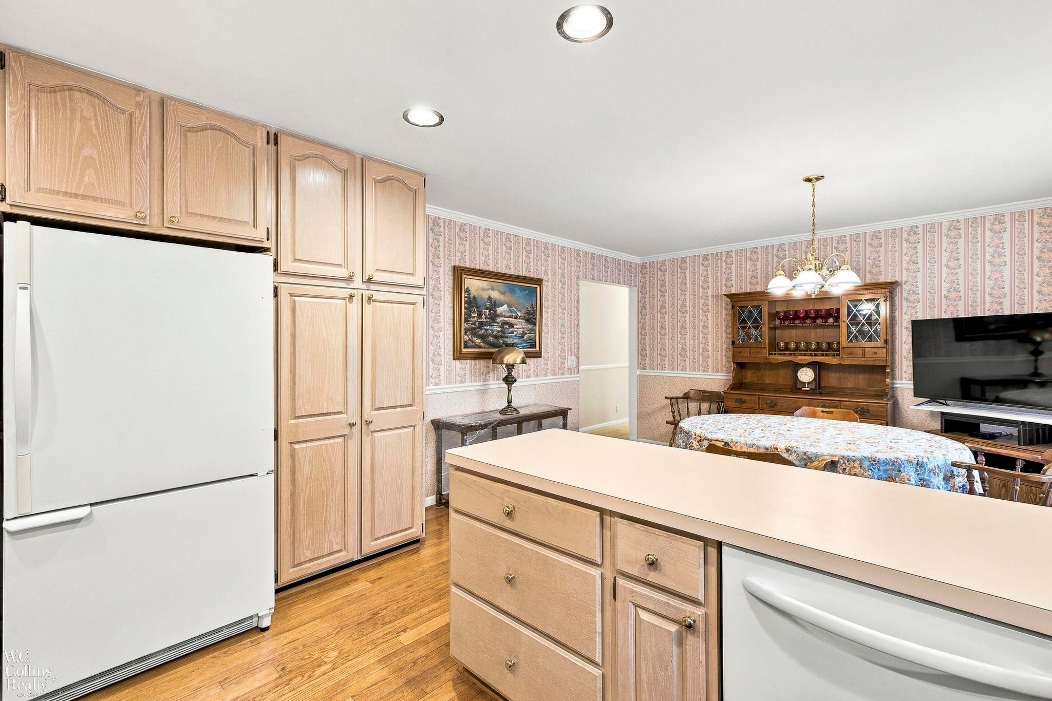 1200 Priscilla Lane Rochester Hills, MI 48309 - Photo 11 of 38 Gallery Image 11