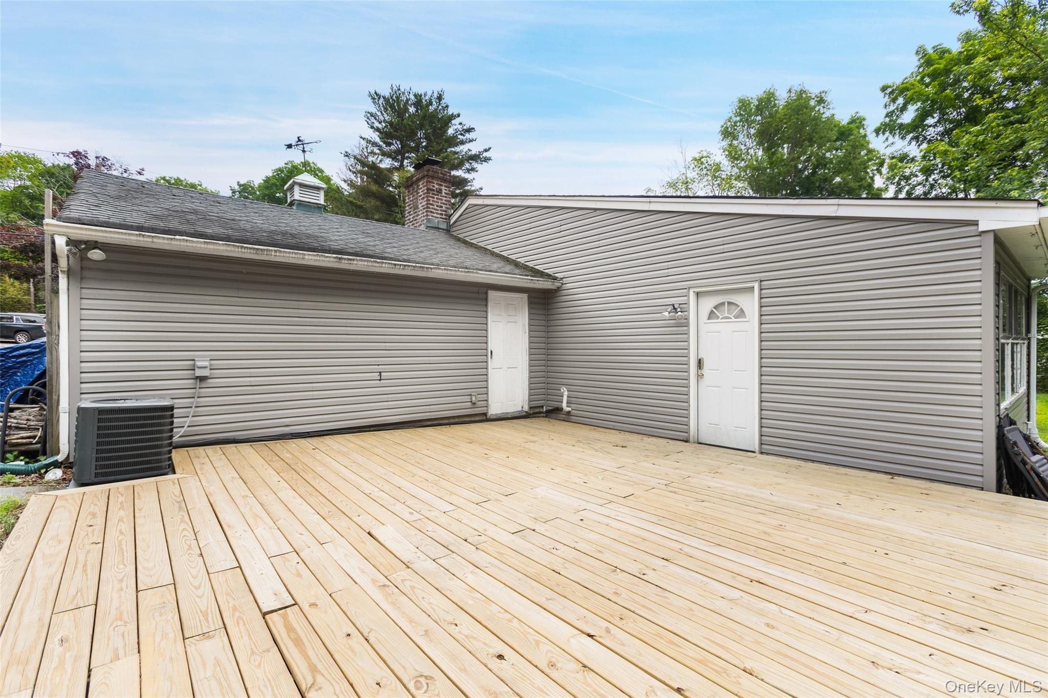 3 Westview Road Spring Valley, NY 10977 - Photo 4 of 21 Expansive wood deck