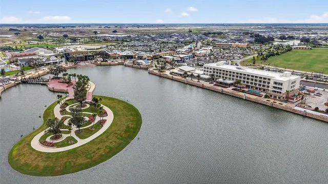 $625,000 | 1945 Rieger Road, The Villages, FL 34762