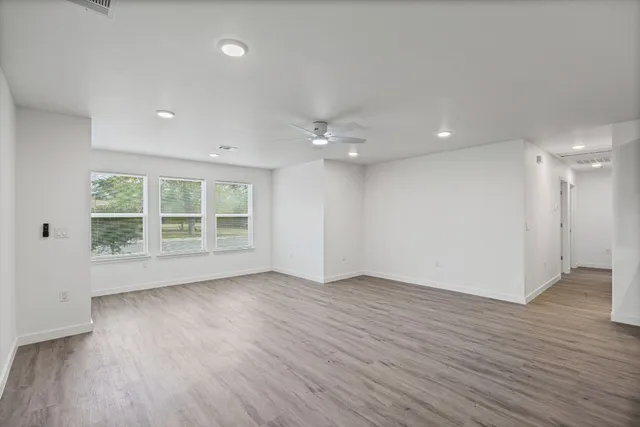 $315,000 | 1100 Monte Vista Drive, Lockhart, TX 78644