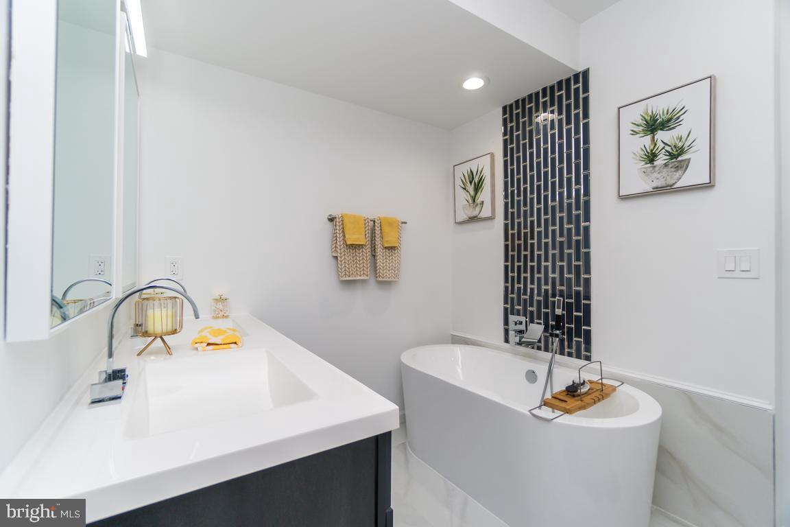 413 Rittenhouse Street Northwest Washington, DC 20011 - Photo 15 of 27