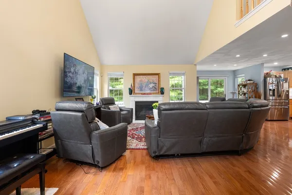 $4,700 | 25 Magnolia Lane, Marlborough, MA 01752