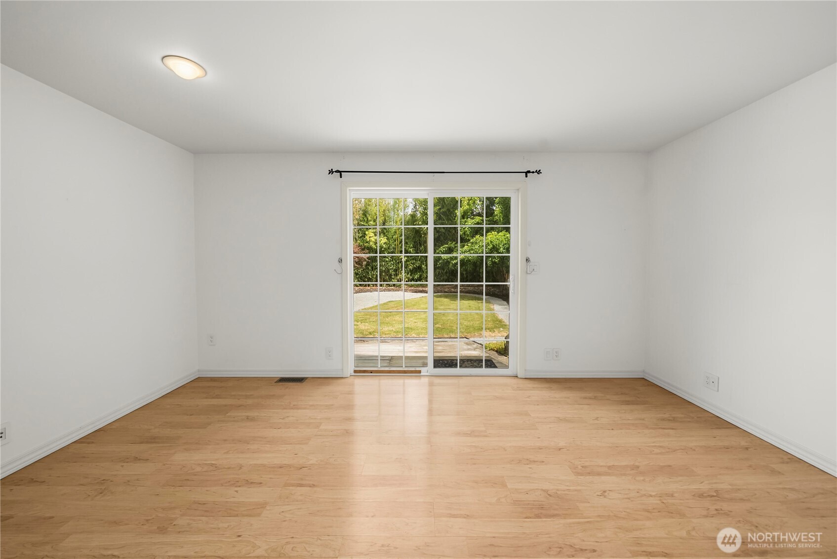 16101 60th Street East Sumner, WA 98390 - Photo 14 of 29