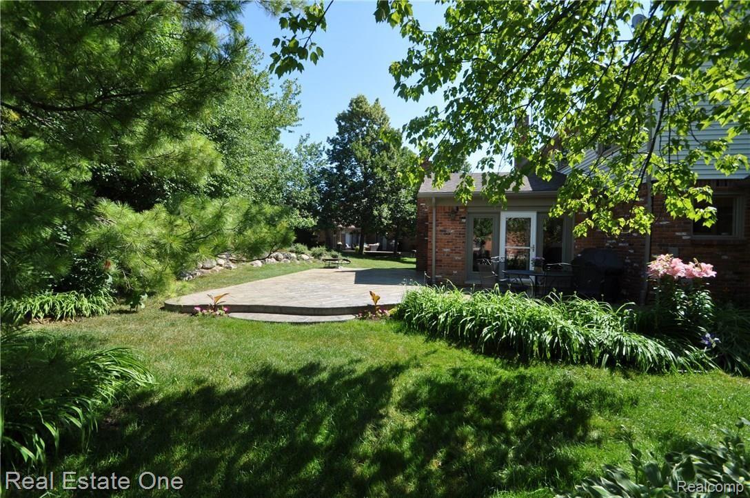 1815 Jason Circle Rochester, MI 48306 - Photo 34 of 39 39.JPG