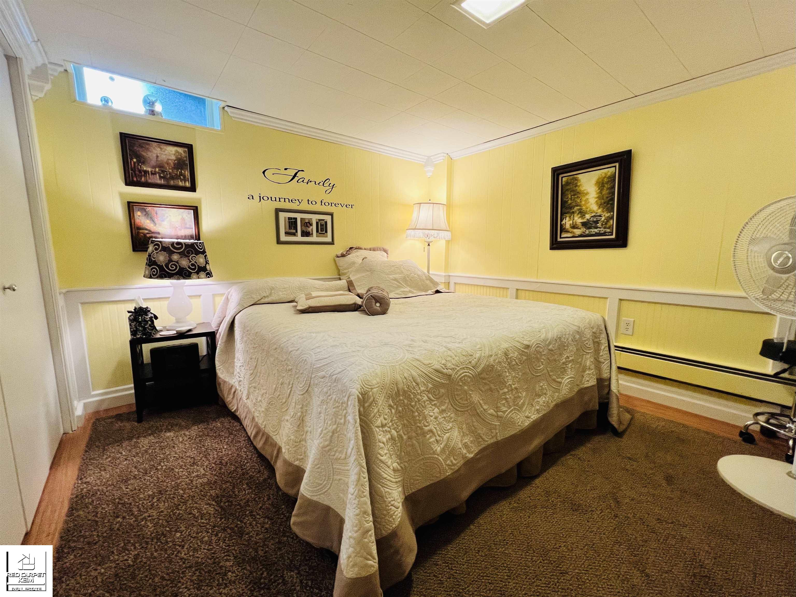2437 North Vassar Road Burton, MI 48509 - Photo 19 of 27 50123536-18.JPG