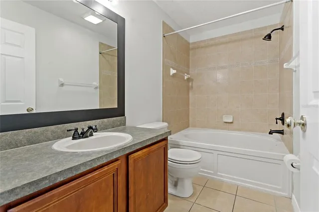 $1,695 | 213 Penmark Stone Place, Valrico, FL 33594