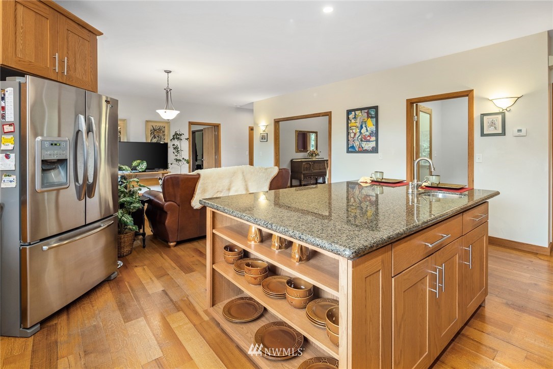 7446 Wheeler Road Maple Falls, WA 98266 - Photo 13 of 40 Gallery Image 13