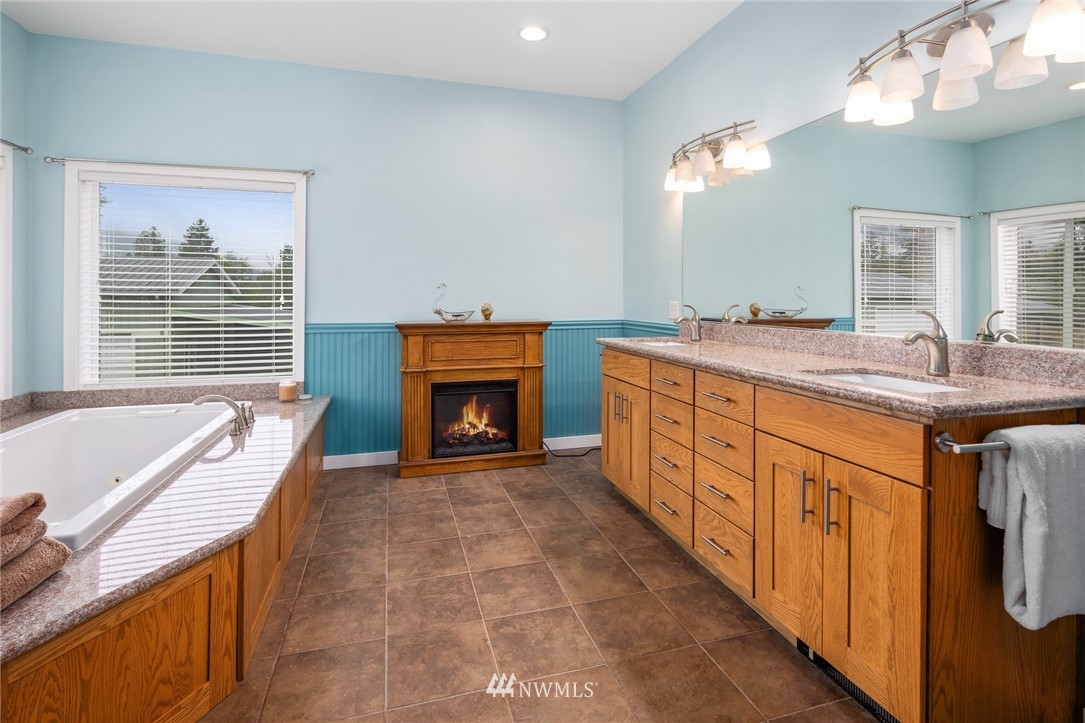 7446 Wheeler Road Maple Falls, WA 98266 - Photo 21 of 40 Gallery Image 21