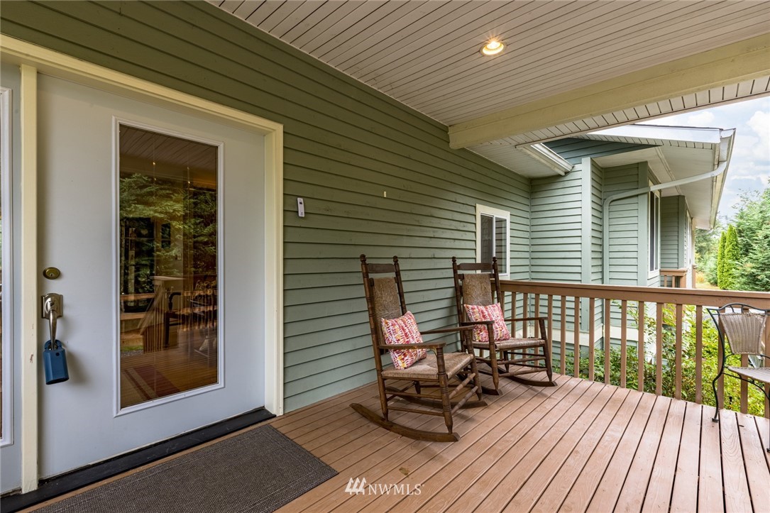 7446 Wheeler Road Maple Falls, WA 98266 - Photo 6 of 40 Gallery Image 6