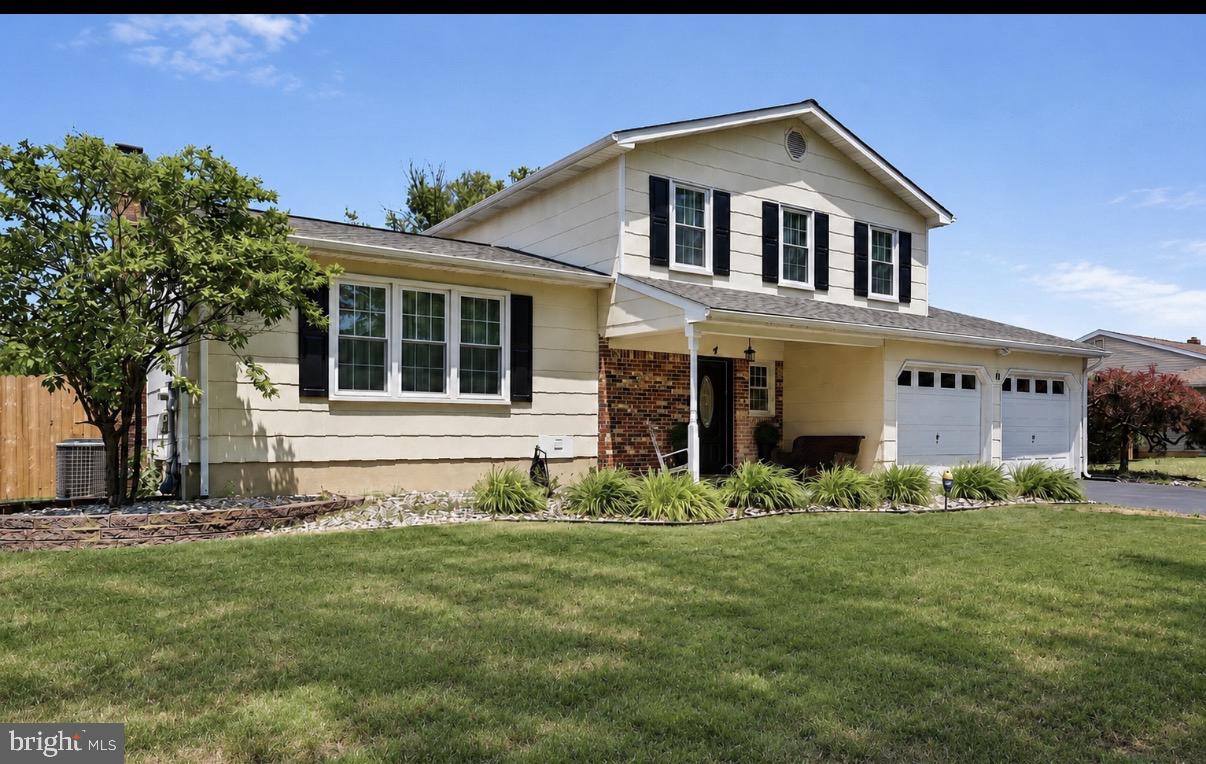 4 Kristin Way Hamilton, NJ 08690 - Photo 2 of 31