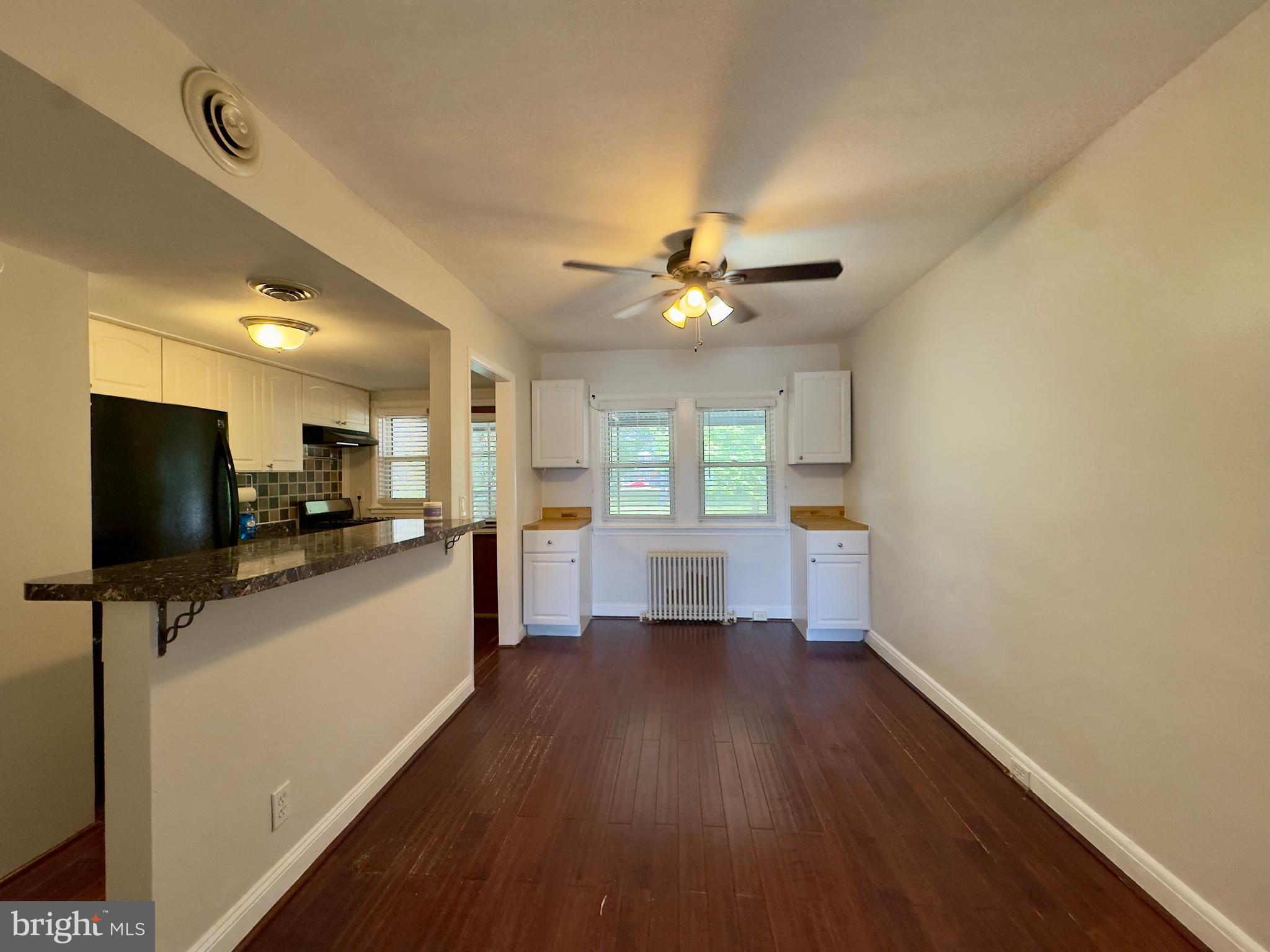 4 Warren Road Baltimore, MD 21221 - Photo 4 of 22