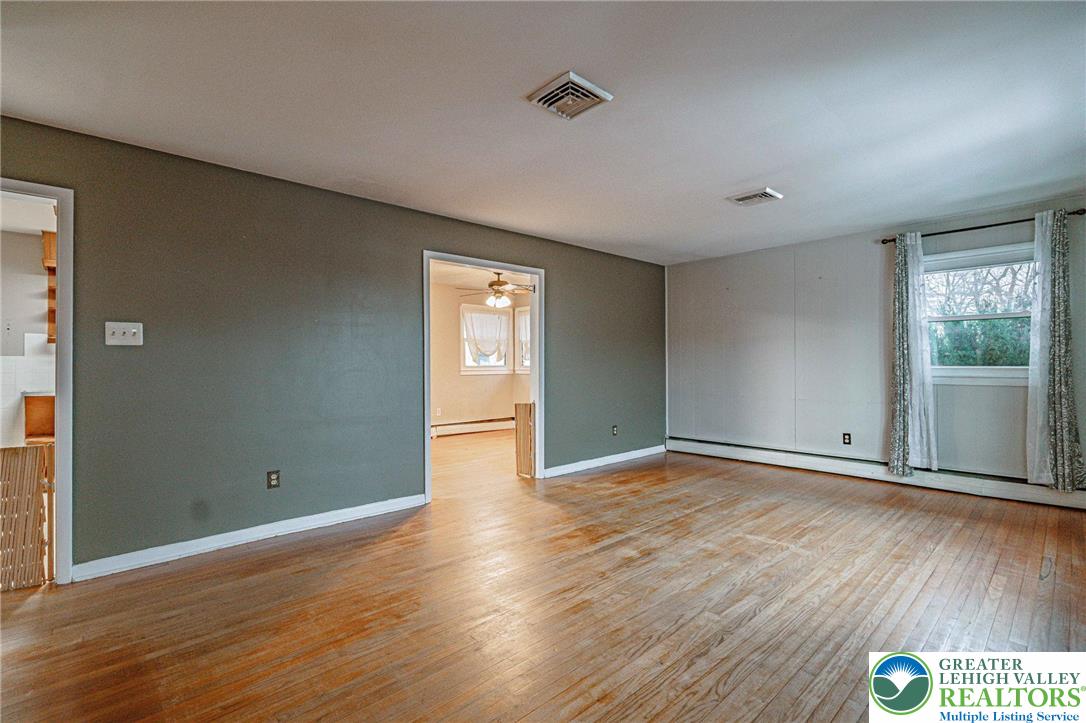 562 Fairview Street Emmaus, PA 18049 - Photo 10 of 54 Gallery Image 10