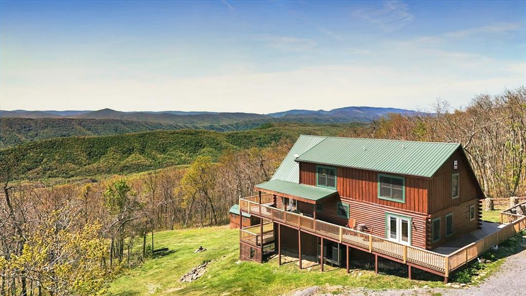 1422 Oneida Peak Road Bluefield, VA 24605 - Photo 1 of 49 Gallery Image 1