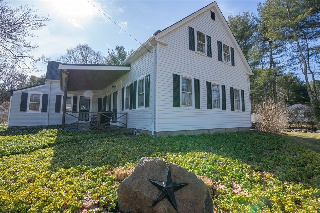 168 Wapping Road Kingston, MA 02364 - Photo 3 of 37 Gallery Image 3