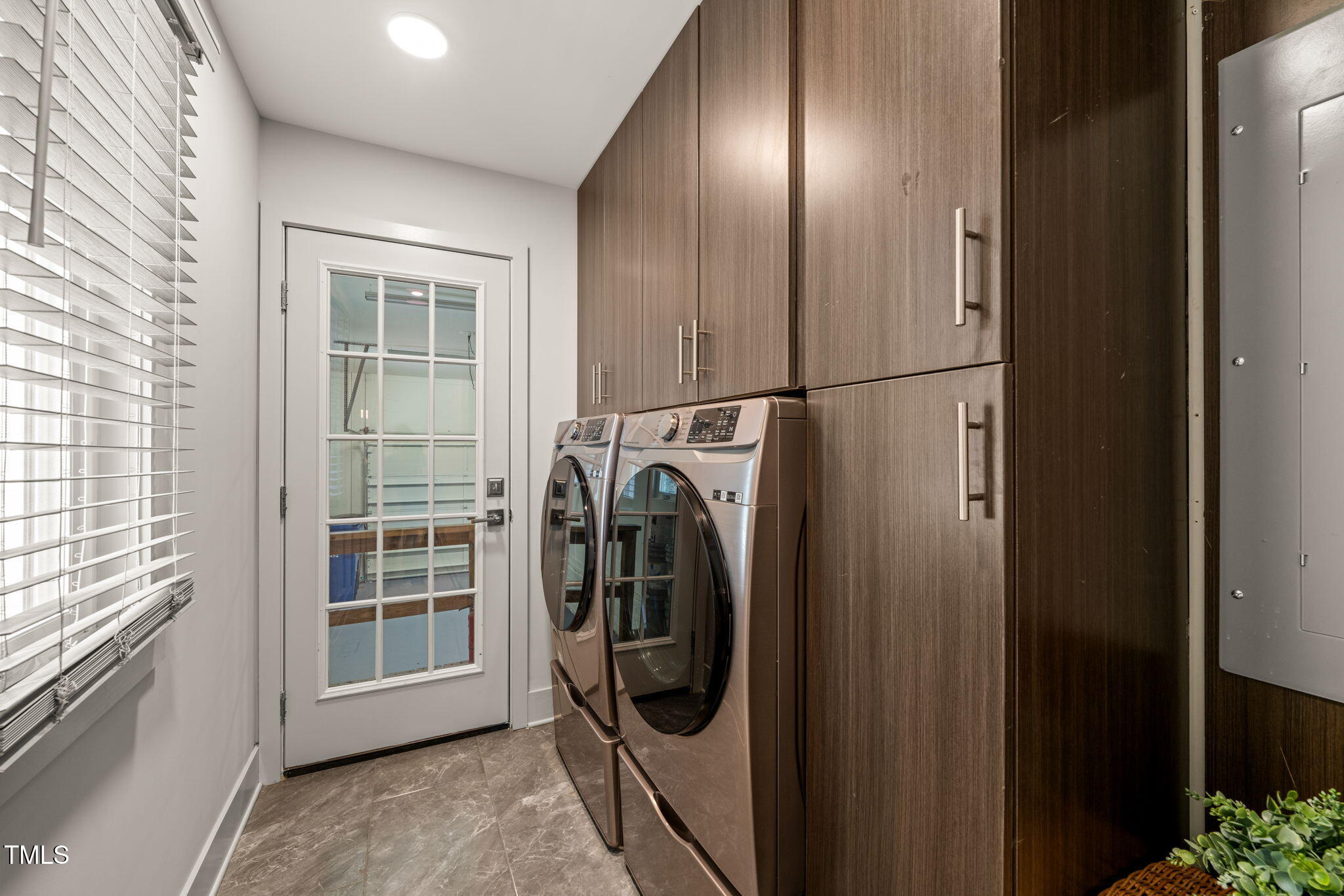 11801 Old Creedmoor Road Raleigh, NC 27613 - Photo 21 of 52 a utility room with dryer and washer