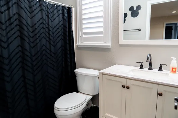 $640,000 | 6904 Melody Court, Hughson, CA 95326