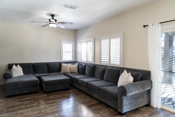 $640,000 | 6904 Melody Court, Hughson, CA 95326