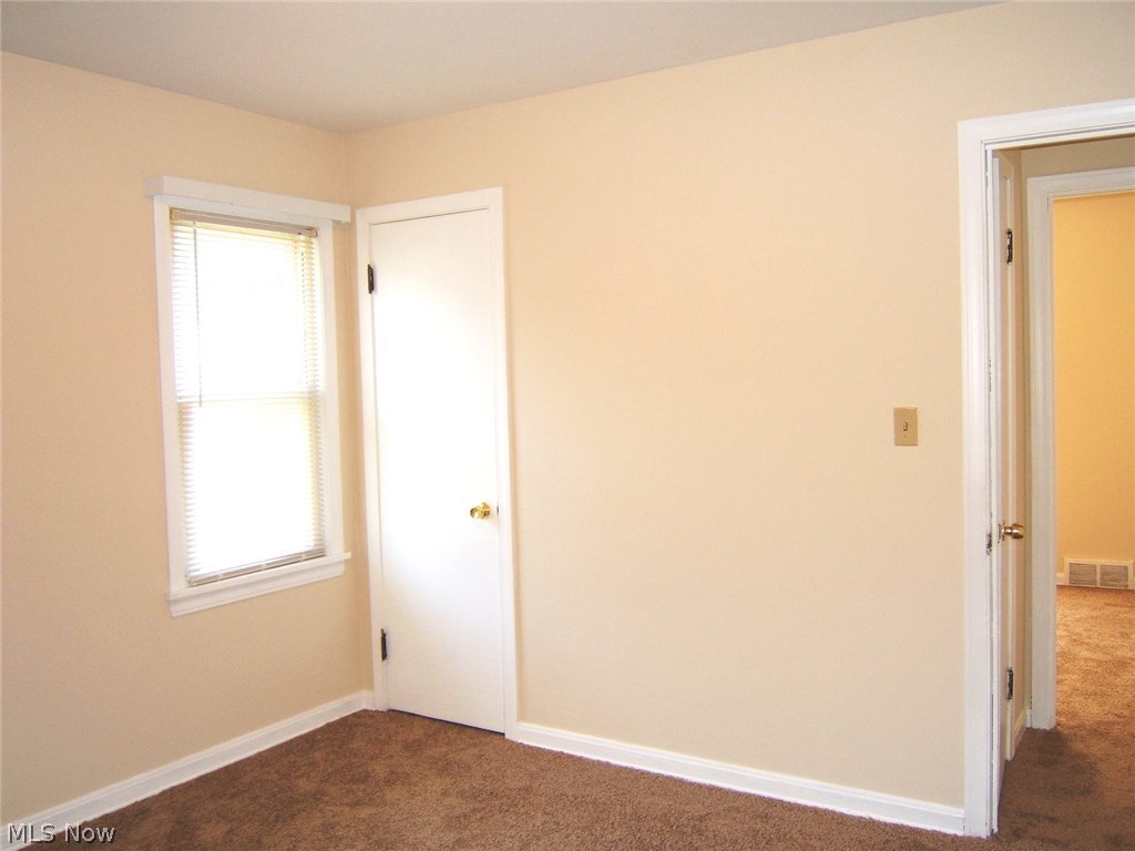 24304 Knickerbocker Road Bay Village, OH 44140 - Photo 15 of 28 Gallery Image 15