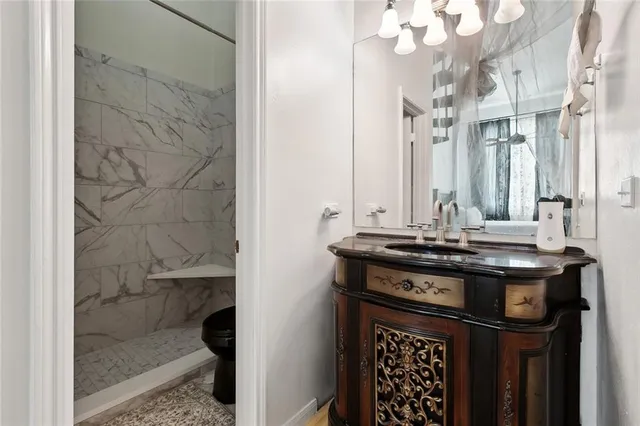 $2,080 | 330 Julia Street, Unit PH3, New Orleans, LA 70130