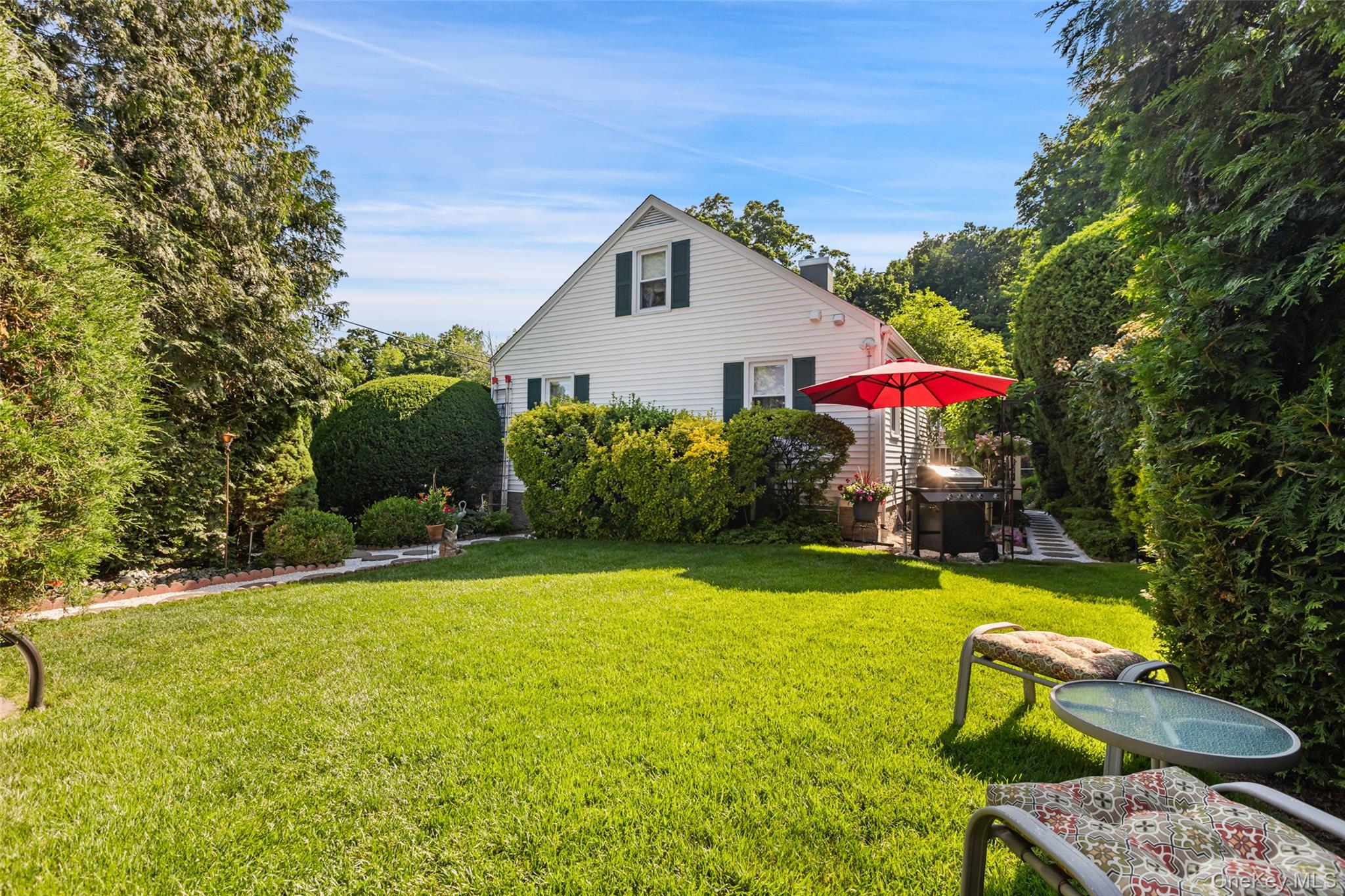 11 Brook Road Port Chester, NY 10573 - Photo 27 of 32