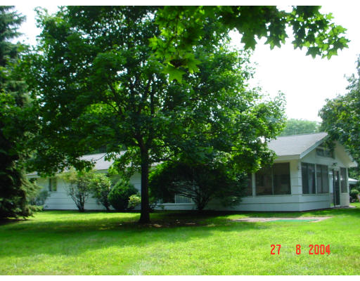 29 Griffin Road Framingham, MA 01701 - Photo 12 of 14 a view of a house with a garden