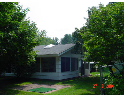 29 Griffin Road Framingham, MA 01701 - Photo 13 of 14 a front view of a house with a yard