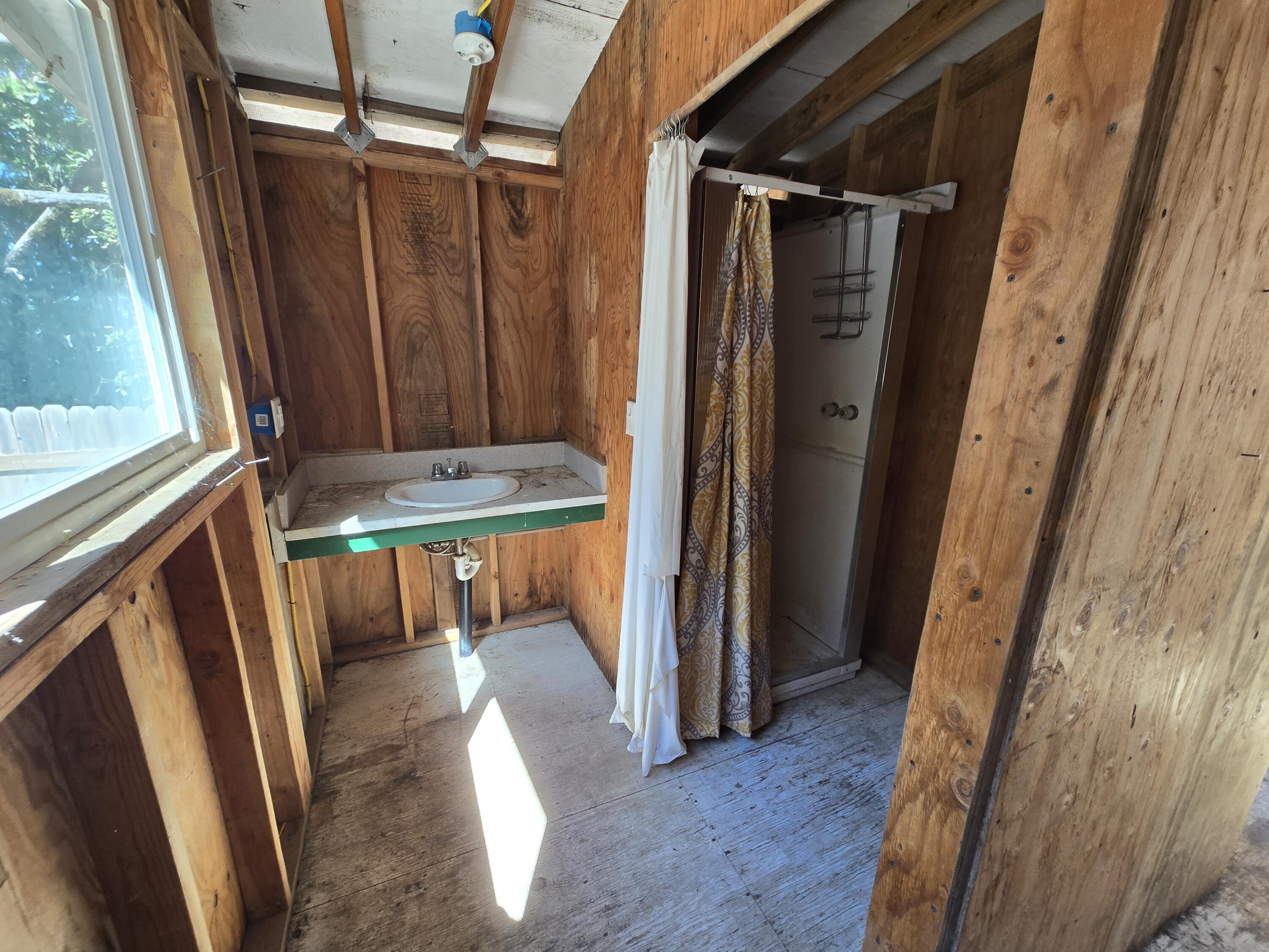 81515 Milstead Road Garberville, CA 95542 - Photo 3 of 38