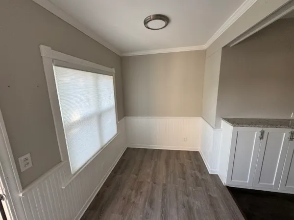 $389,900 | 908 Clinton Avenue, Oak Park, IL 60304