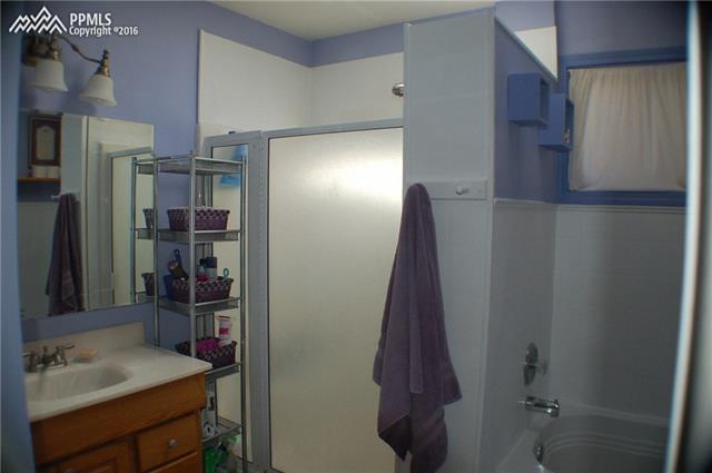 2206 Coronado Road Pueblo, CO 81003 - Photo 22 of 31 Gallery Image 22
