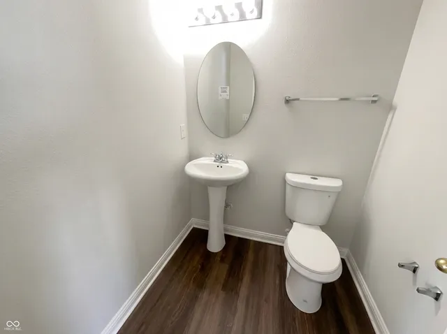 $311,000 | 9445 Treyburn Lakes Drive, Indianapolis, IN 46239