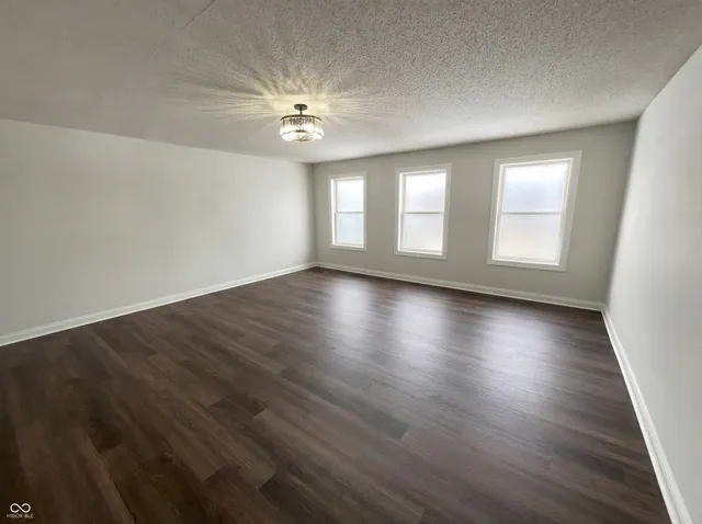 $311,000 | 9445 Treyburn Lakes Drive, Indianapolis, IN 46239