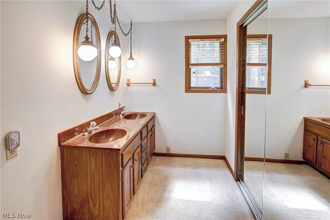 1975 Claus Road Vermilion, OH 44089 - Photo 12 of 35 Gallery Image 12