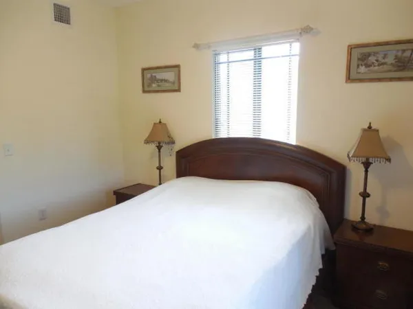 $2,100 | 3022 Alcazar Place, Unit 205, Palm Beach Gardens, FL 33410