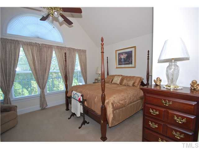 11541 Auldbury Way Raleigh, NC 27617 - Photo 15 of 25 Master Bedroom