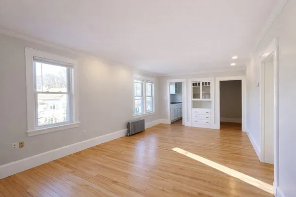 $3,100 | 29 Edward Sullivan Road, Unit 2, Cambridge, MA 02138