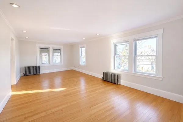 $3,100 | 29 Edward Sullivan Road, Unit 2, Cambridge, MA 02138