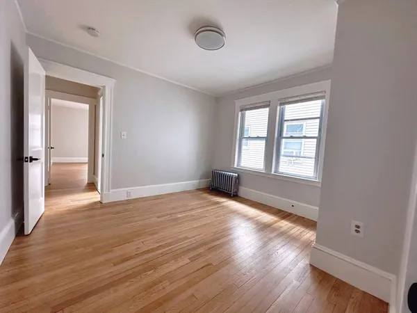 $3,100 | 29 Edward Sullivan Road, Unit 2, Cambridge, MA 02138