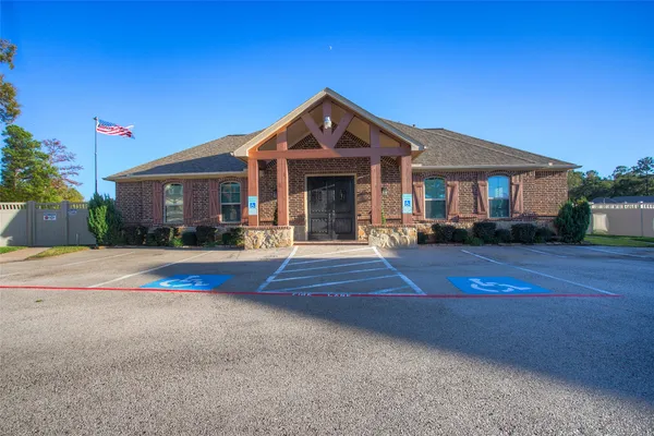 $411,700 | 5757 Lakeside Villas Court, Conroe, TX 77304
