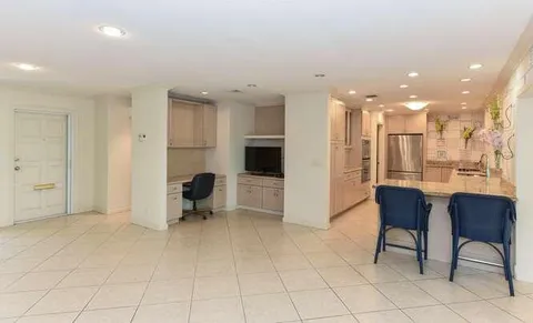 $639,000 | 437 French Royale Circle, Atlantis, FL 33462