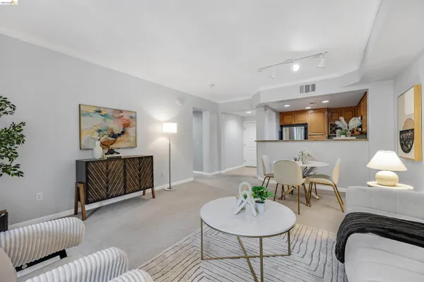 $799,900 | 2220 Gellert Boulevard, Unit 4303, South San Francisco, CA 94080