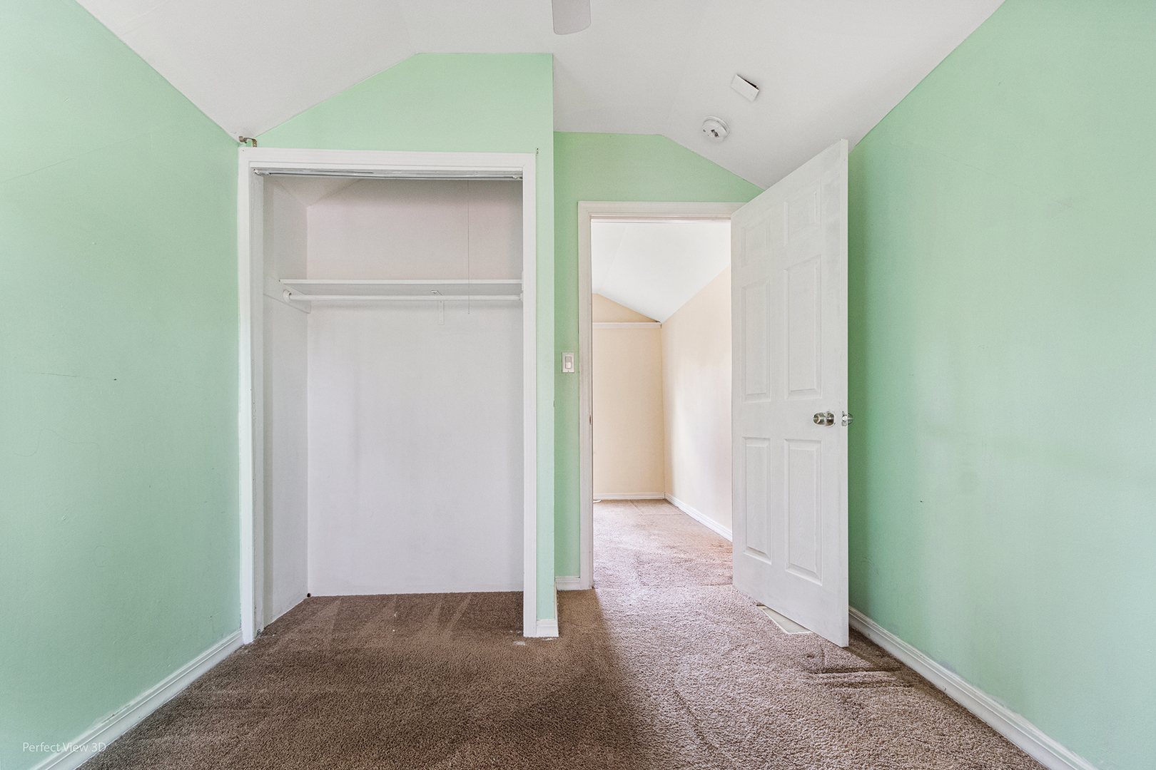 328 North Addison Road Wood Dale, IL 60191 - Photo 14 of 22 a view of an empty room