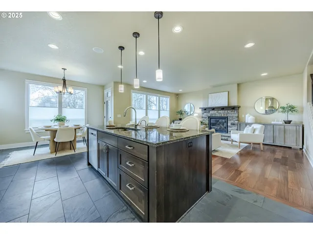 $929,000 | 1930 Sterling Park Place, Eugene, OR 97408