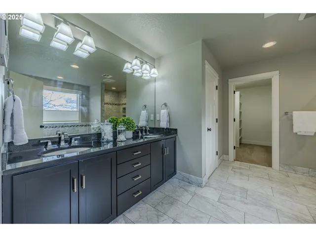 $929,000 | 1930 Sterling Park Place, Eugene, OR 97408