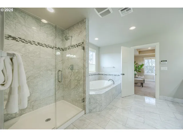 $929,000 | 1930 Sterling Park Place, Eugene, OR 97408