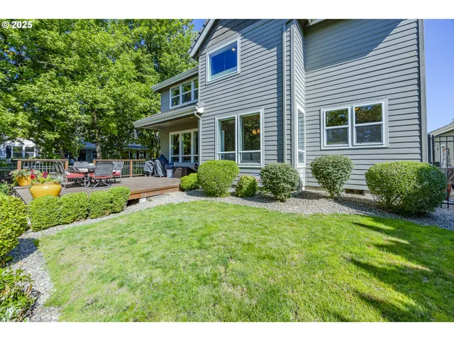 $929,000 | 1930 Sterling Park Place, Eugene, OR 97408