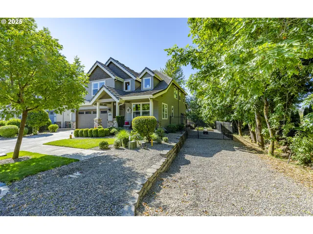 $929,000 | 1930 Sterling Park Place, Eugene, OR 97408
