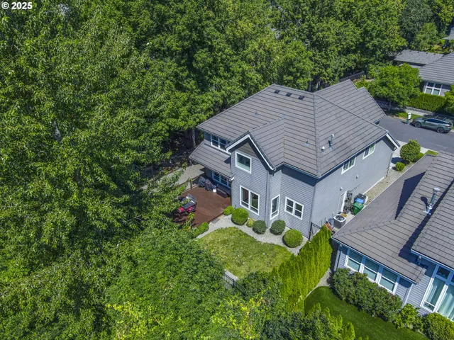 $929,000 | 1930 Sterling Park Place, Eugene, OR 97408