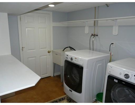 2 Pilgrim Road Chelmsford, MA 01824 - Photo 15 of 22 Gallery Image 15