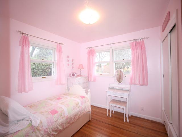 113 North Blake Road Spokane Valley, WA 99216 - Photo 3 of 8