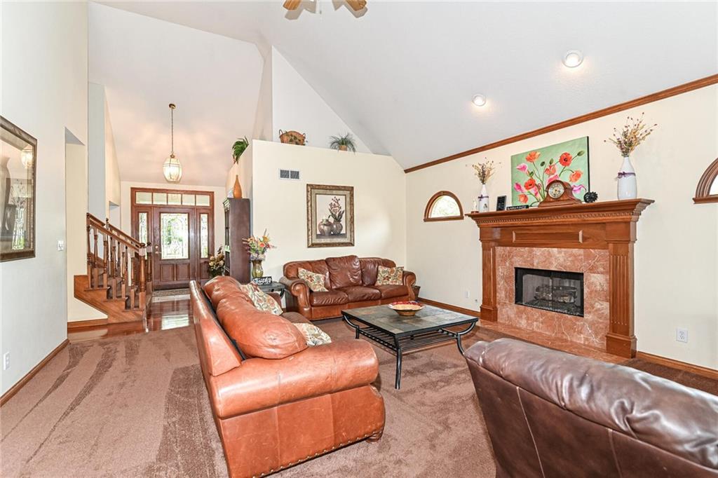 2023 Berry Road Greenwood, IN 46143 - Photo 13 of 48 Gallery Image 13